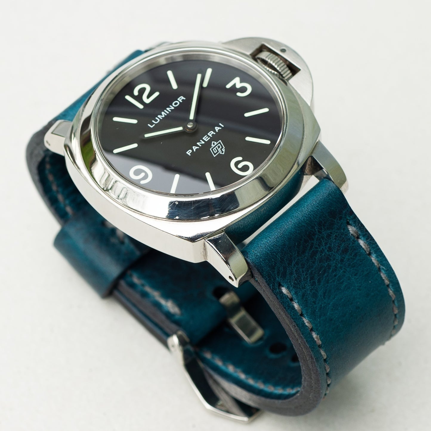 Panerai Luminor Zero on Ortensia leather strap with grey stitching