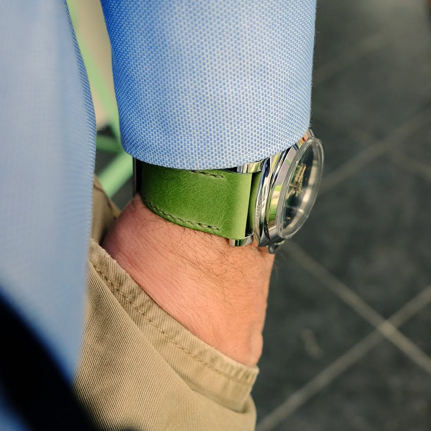 Panerai 372 on Lime leather with olive drab stitching. © Edwin De Groot