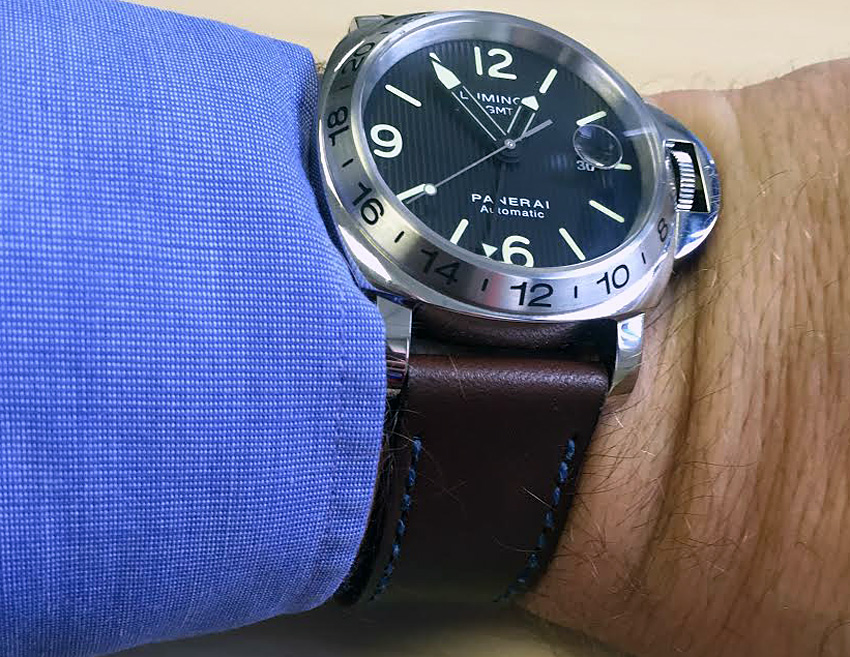 Panerai 29 on Tobacco leather with Royal blue stitching. © Jim McLeary