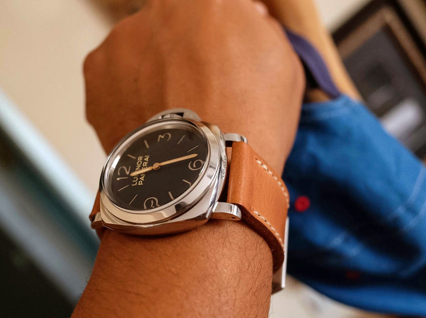 Panerai 372 on Horween Derby leather with natural stitching. © George Magalakis