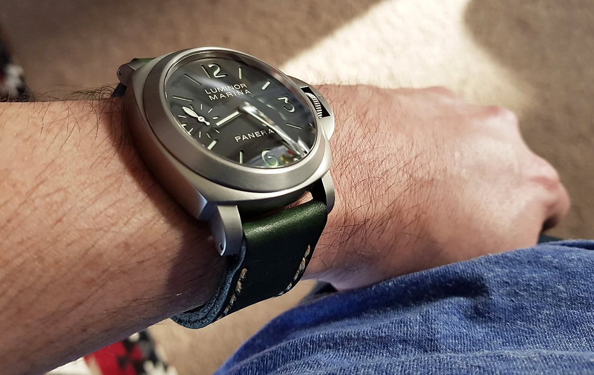 Panerai 177 on Emerald leather with butterscotch stitching. © Glen Richardson