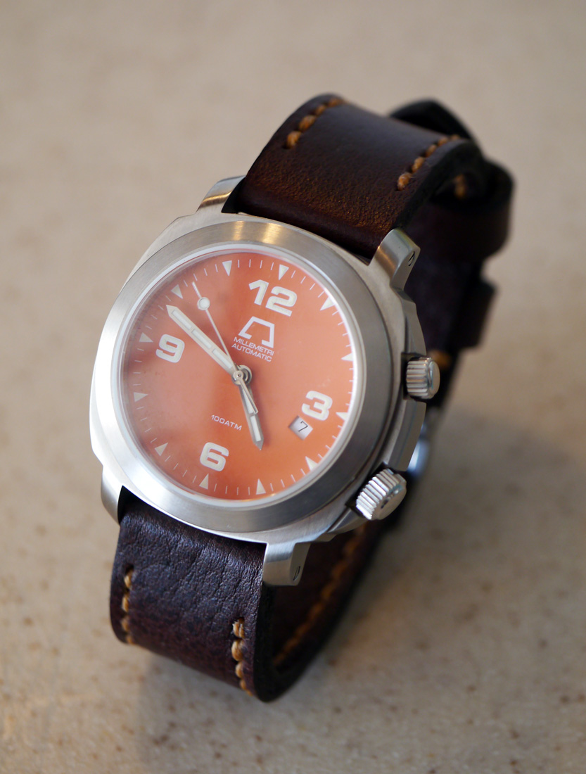 Anonimo Millimetri on Aegir leather with butterscotch stitching. © Hamish Anderson