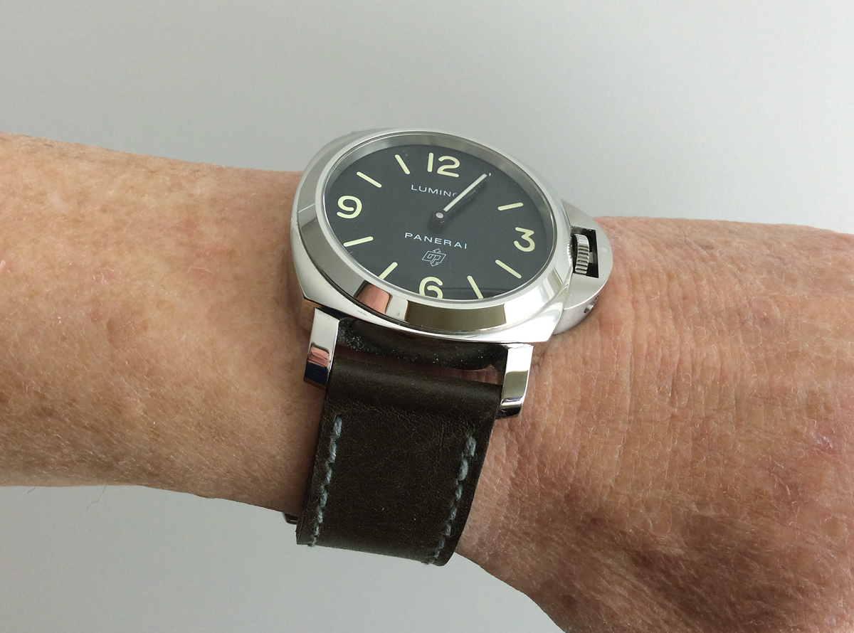 Panerai PAM1000 on Military Green leather with grey stitching. © David Marks