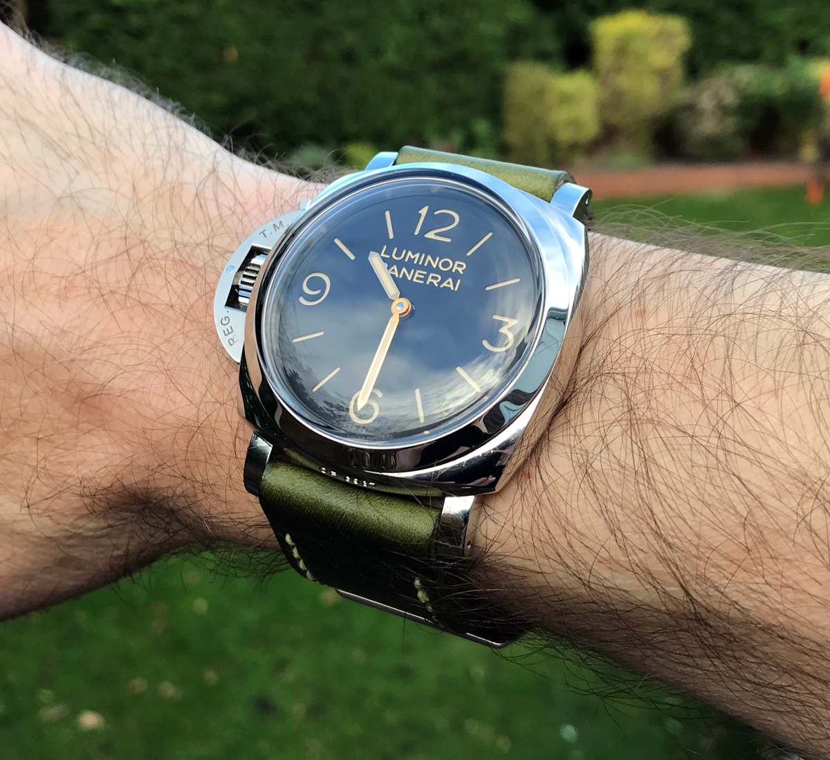 Panerai 557 on Antique Green leather with pale yellow stitching. © Terry Wright