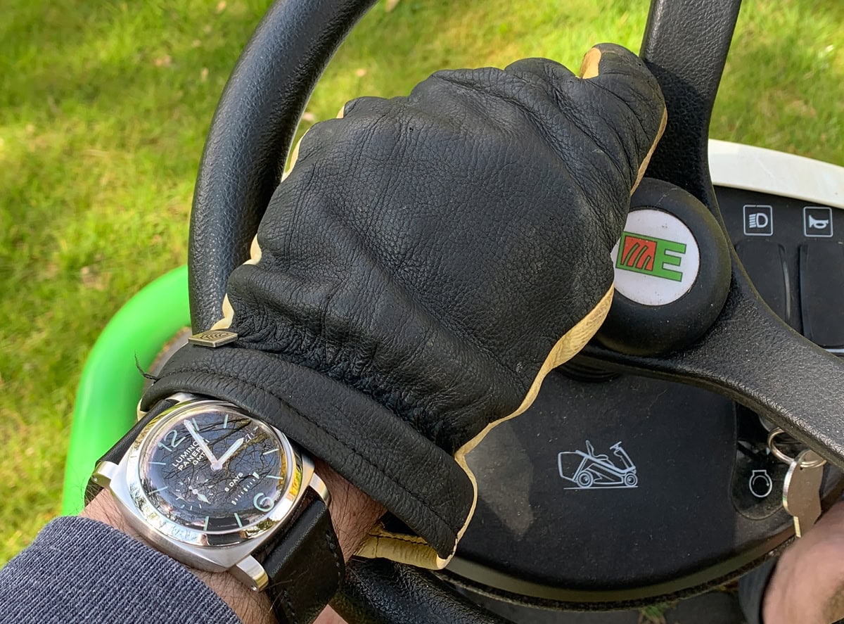 Panerai 233 on Raven leather with black stitching. © Richard Beard