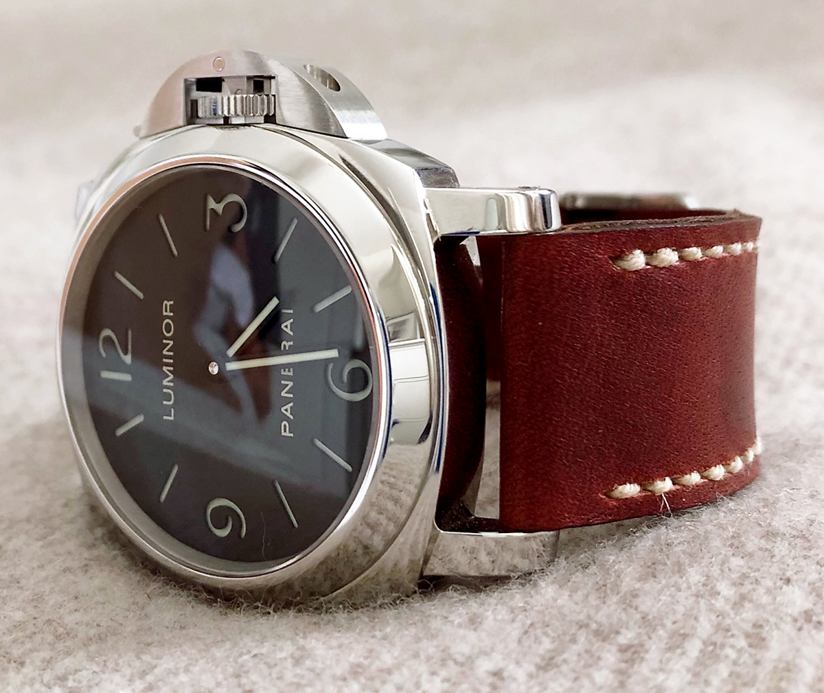 Panerai 112 on Autumn Leaf leather with natural stitching. © Benjamin Wilson