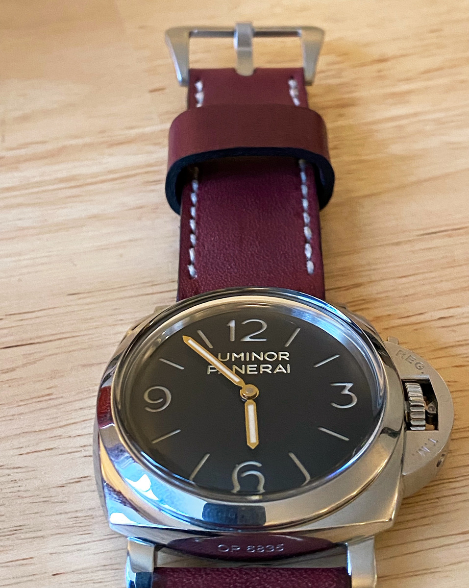 Panerai 372 on Tempest leather with natural stitching. © Neil Thornton