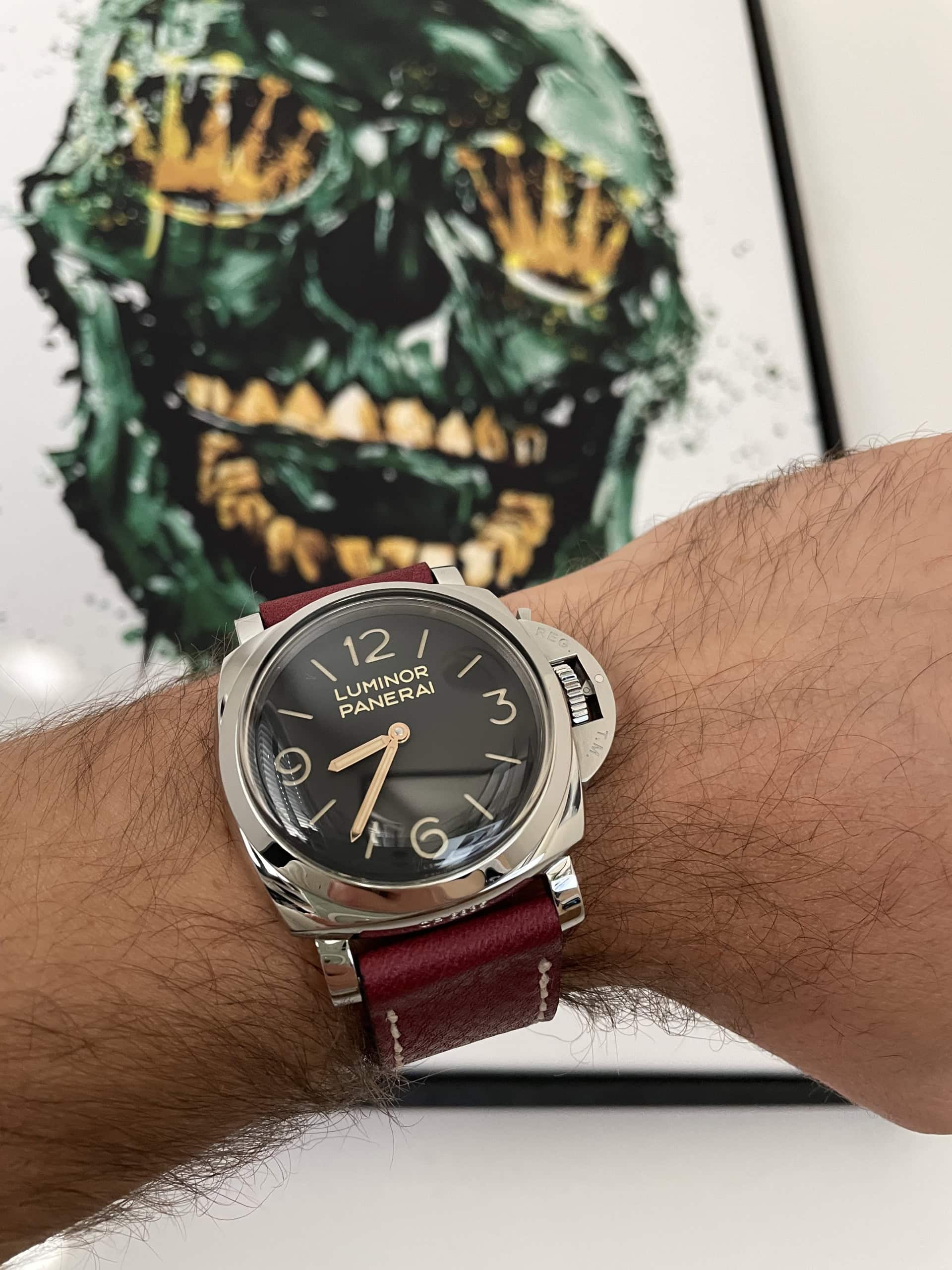 Panerai 372 on Mosto leather with natural stitching. © Alexander Herdlicka