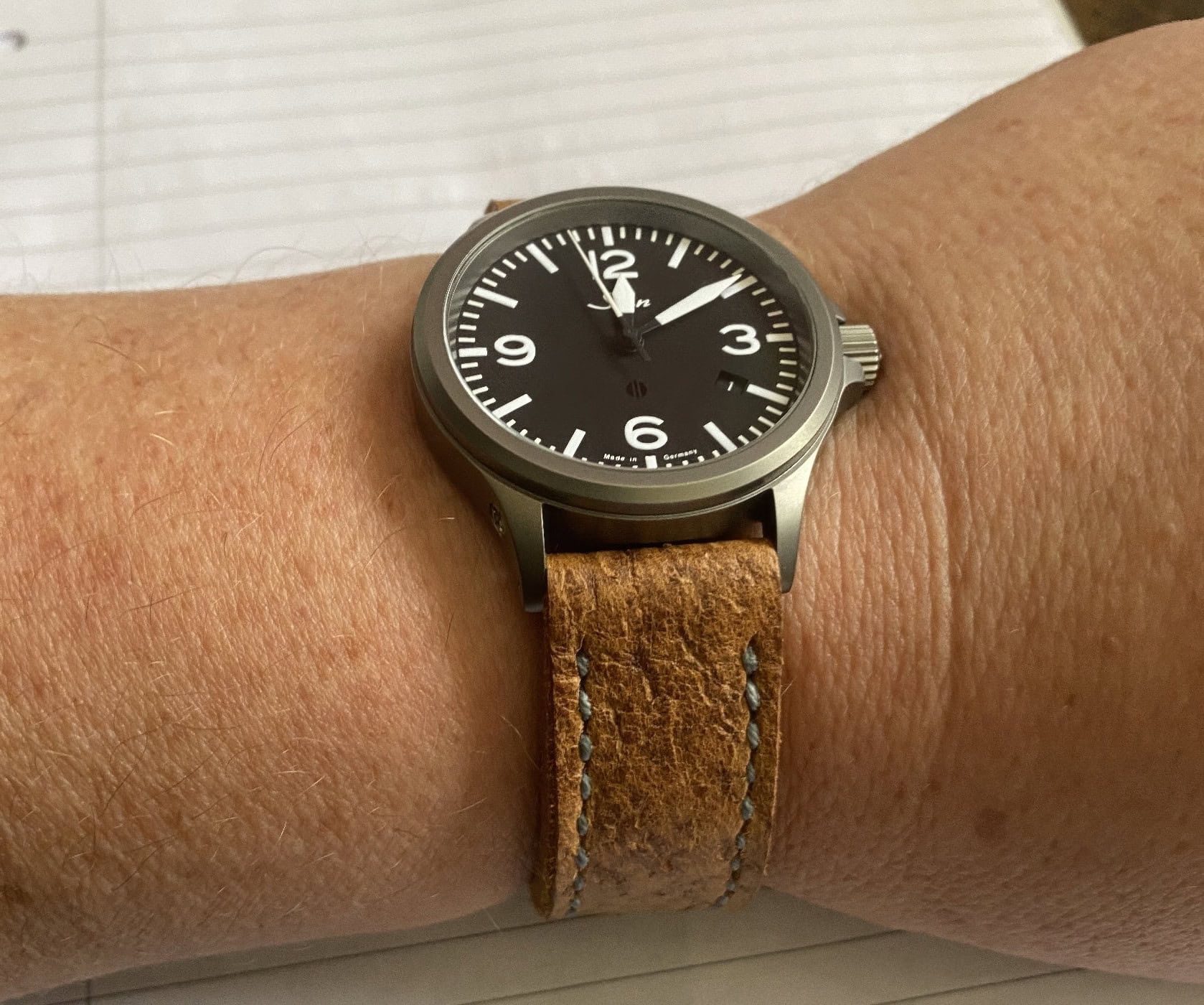 Sinn 856 on Desert Kudu leather with grey stitching. © Andrew Morgan