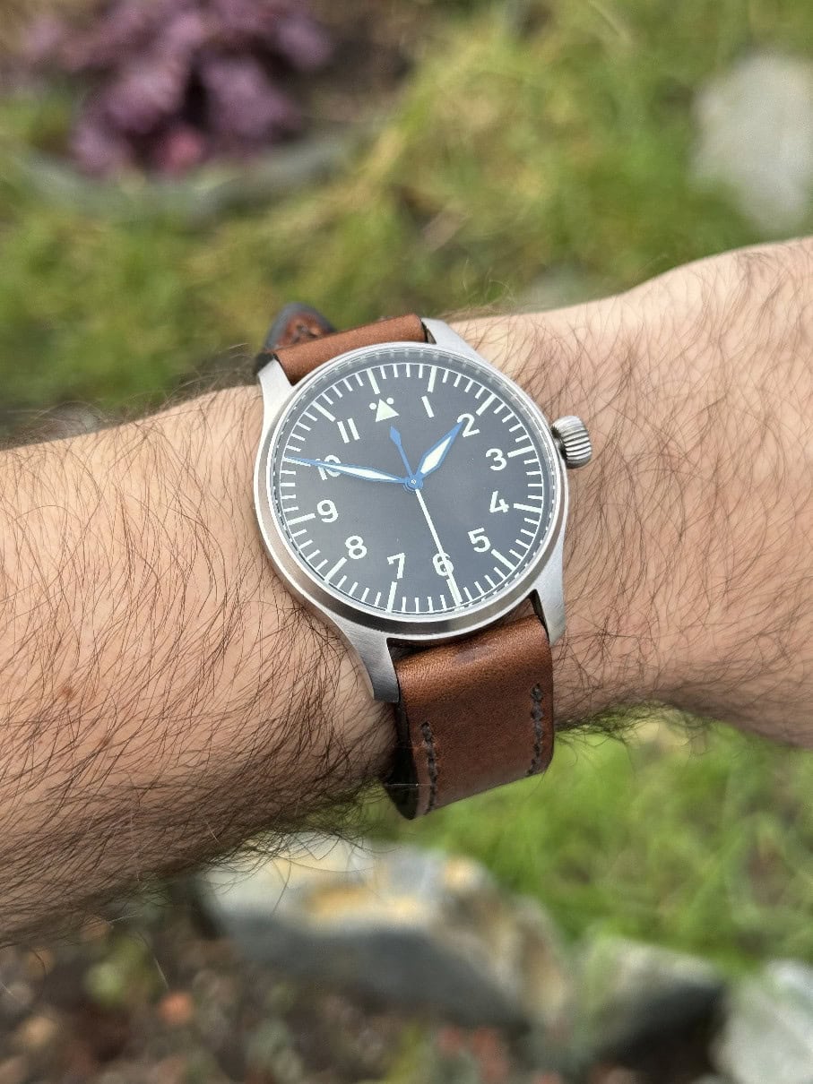 Stowa Fleiger Original on Horween Nut brown leather with dark brown stitching. © Jose Esteve